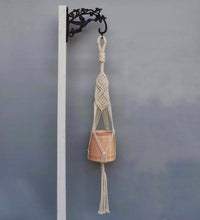 Load image into Gallery viewer, handmade and 100% organic cotton macrame plant hanger